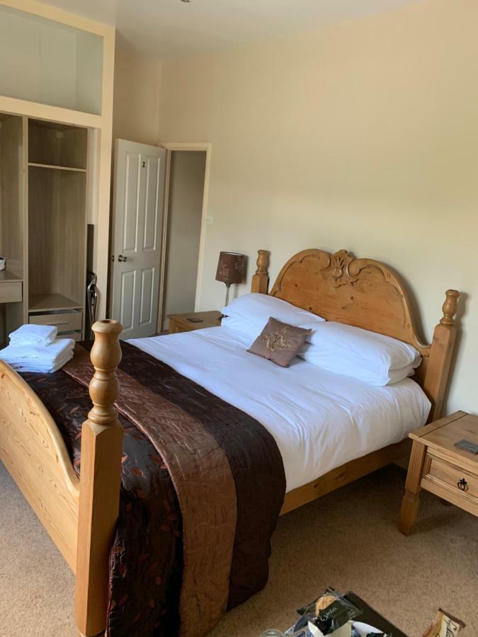 알턴 The Blacksmith Arms B&B 외부 사진